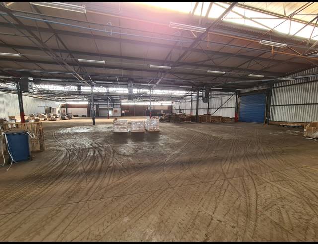 17,000M² FACTORY FOR SALE IN ANDERBOLT